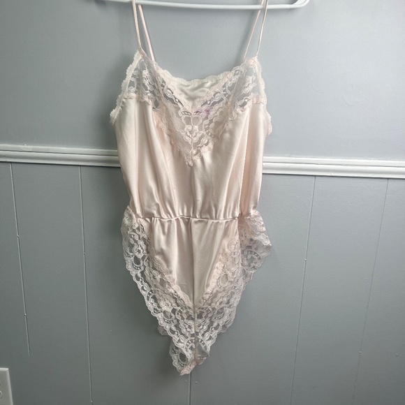 Vintage Heiress Pink Teddy Bodysuit Size Large - Picture 4 of 12